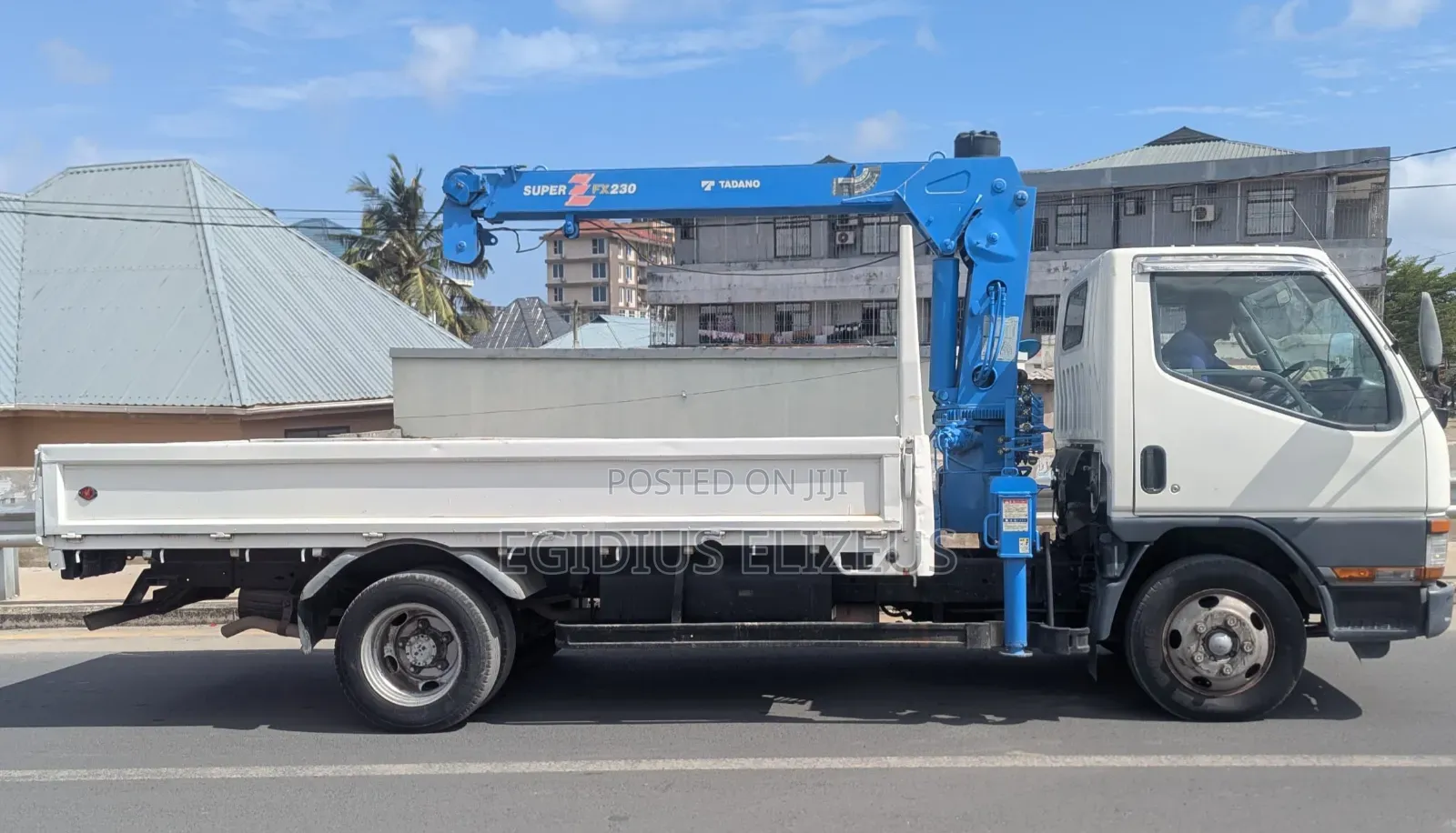 Mitsubishi Canter 1998 White