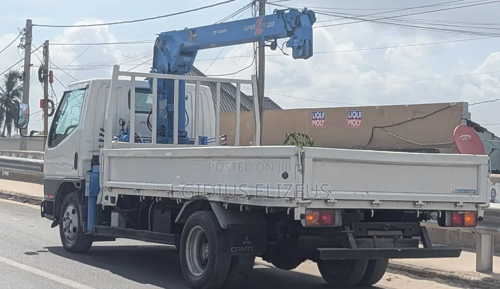 Mitsubishi Canter 1998 White