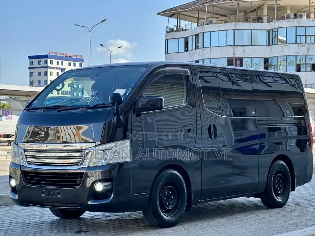 Nissan Caravan 2010 Black