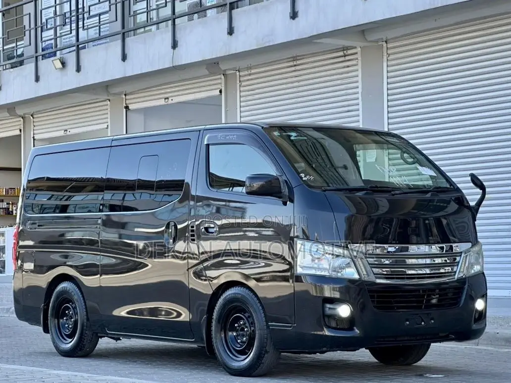Nissan Caravan 2010 Black