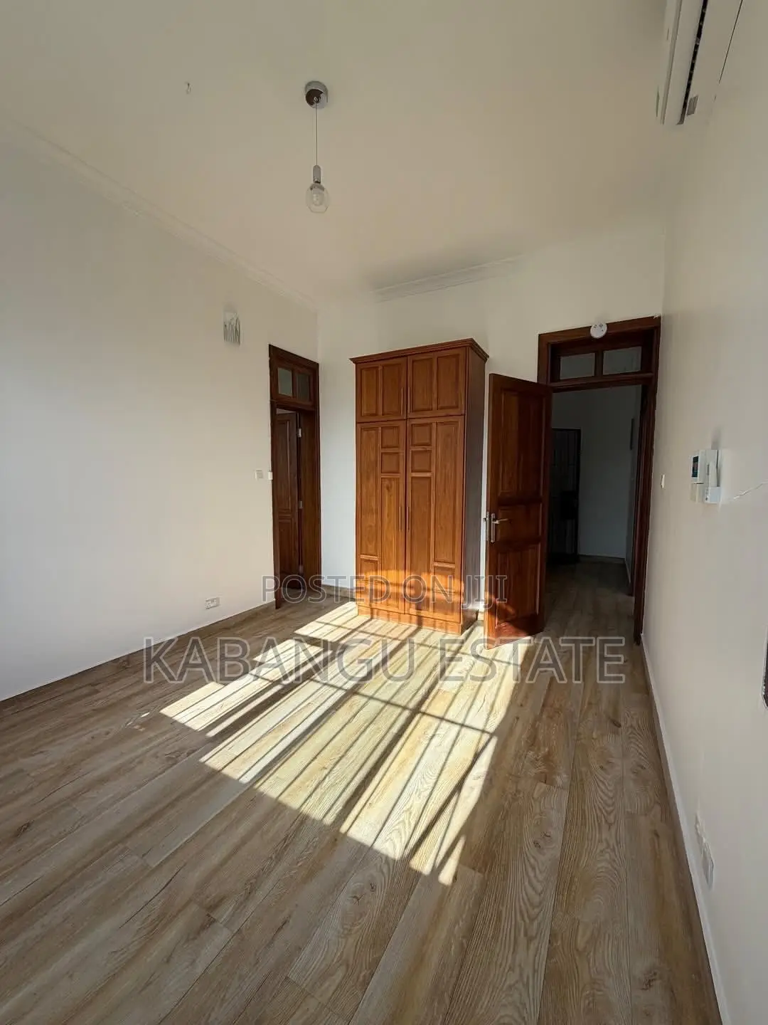 Furnished 4bdrm Villa in Oysterbay for rent