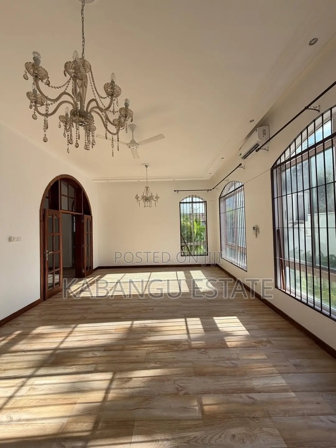 Furnished 4bdrm Villa in Oysterbay for rent