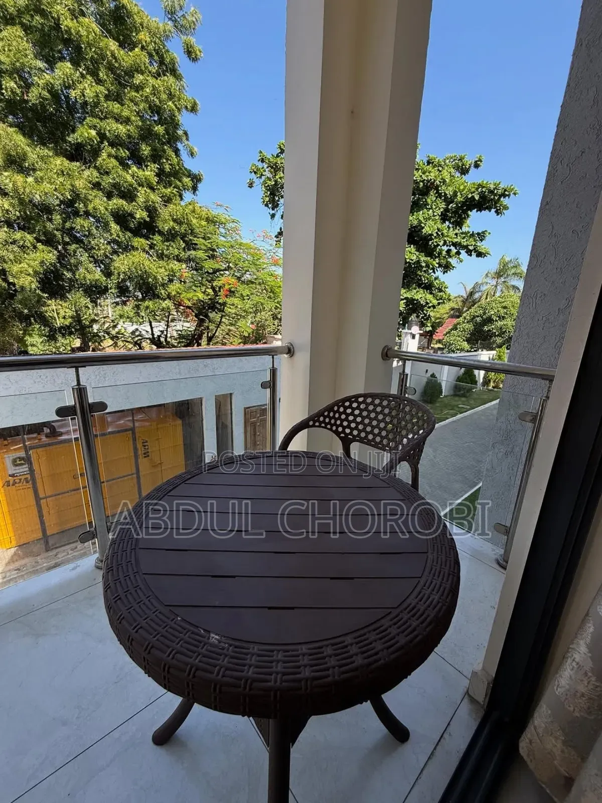 Furnished 2bdrm Apartment in Oyster Bay for rent