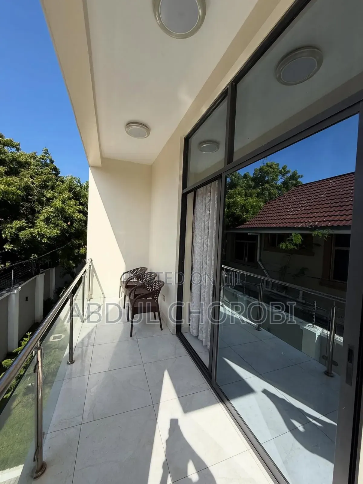 Furnished 2bdrm Apartment in Oyster Bay for rent