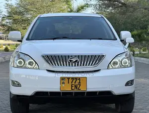 Toyota Harrier 2005 White