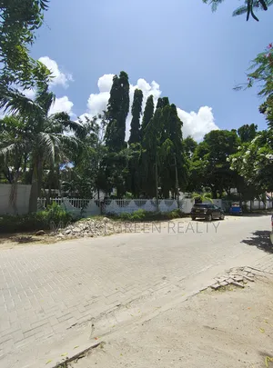 4bdrm Maisonette in Masaki, Oyster Bay for sale