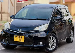 Toyota Ractis 2012 Black