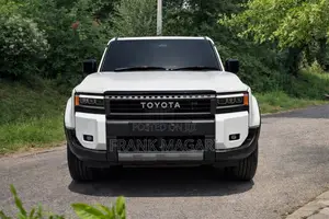 Toyota Land Cruiser Prado 2.8 2024 White
