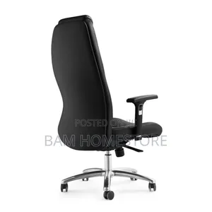 Executive High-Back Swivel Office Chair Boss Chair With Headrest