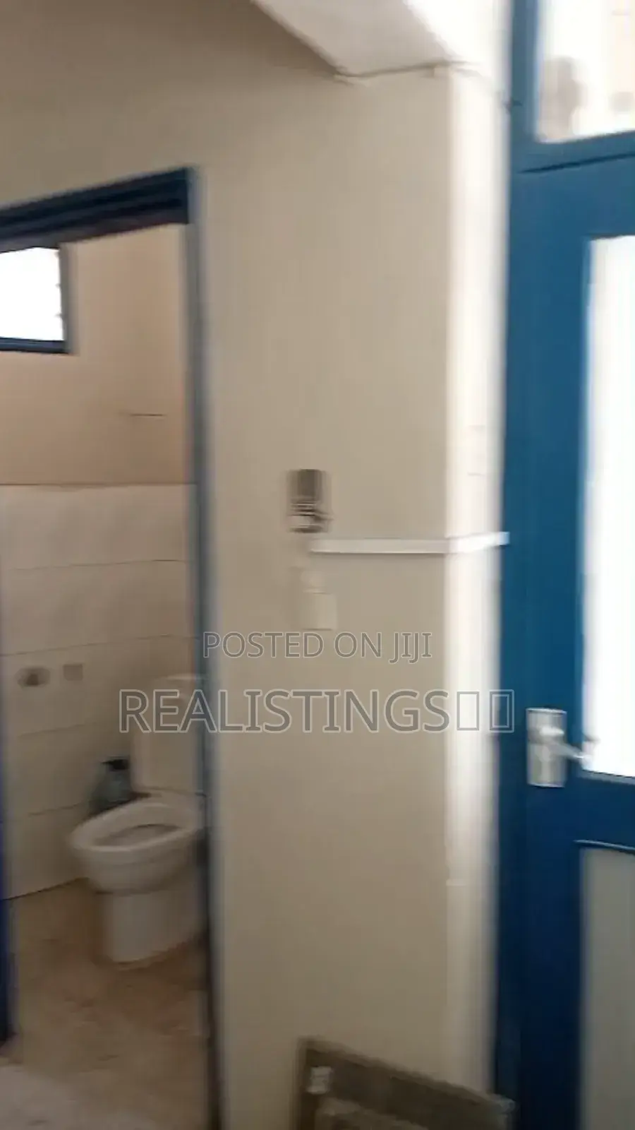 Kisutu: 100+ SQM Office Space Inapangishwa