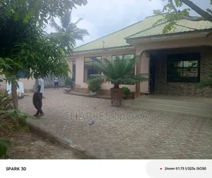 4bdrm House in Tanzania Daresalaam, Ilala for sale