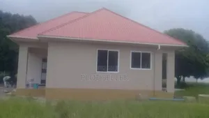 3bdrm House in Kigamboni Kibugumo for sale