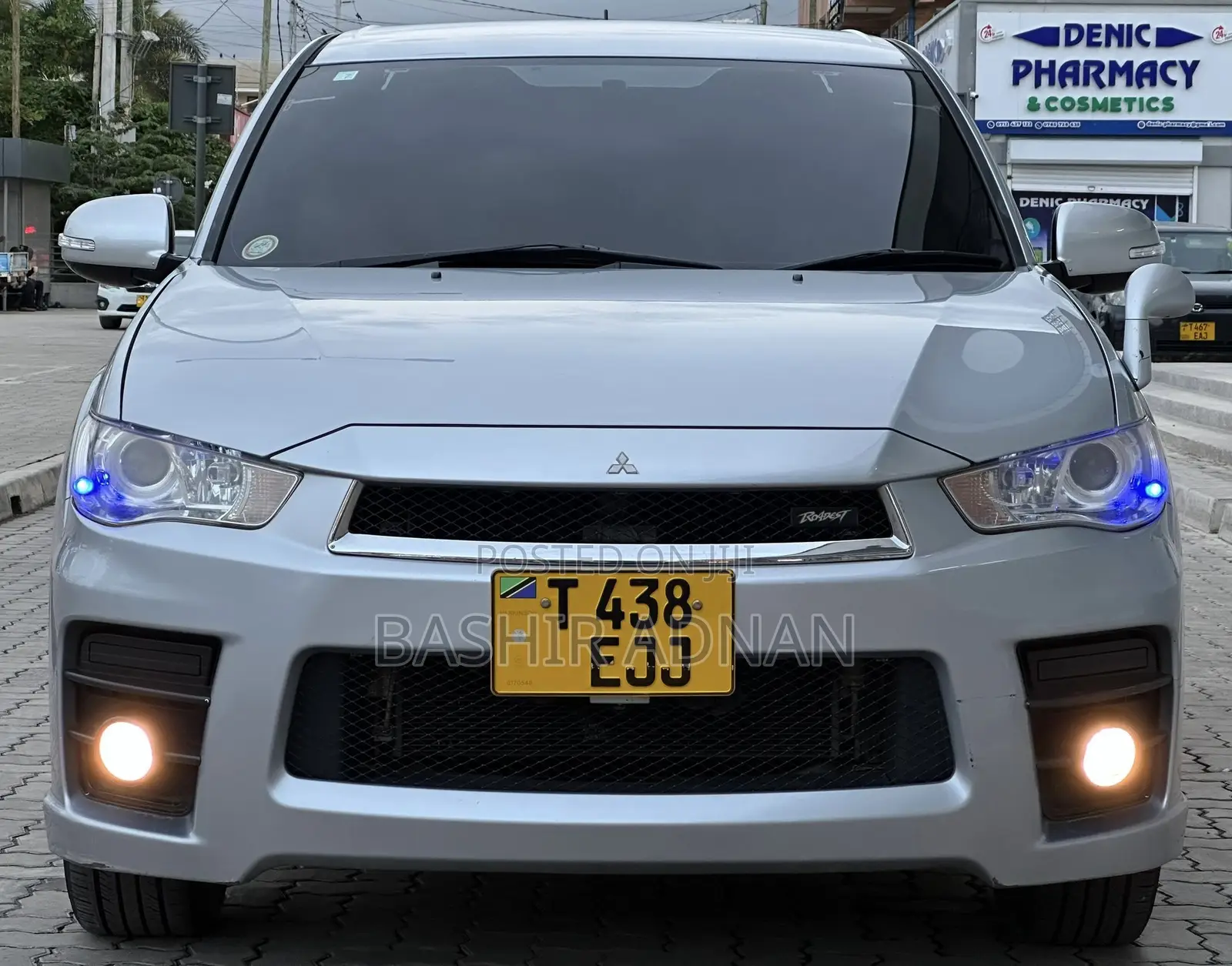 Mitsubishi Outlander 2011 Silver