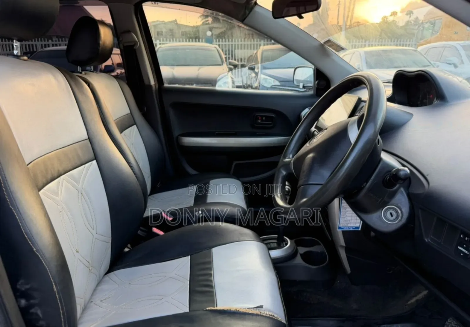 Toyota IST 2003 Black