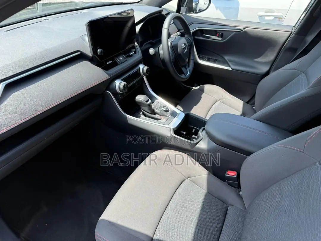 Toyota RAV4 2024 Blue