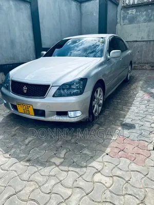 Toyota Crown 2006 Silver