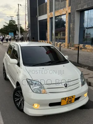 Toyota IST 2004 Pearl