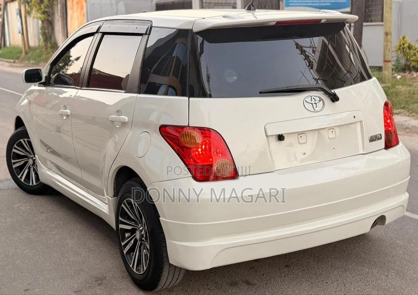 Toyota IST 2006 White