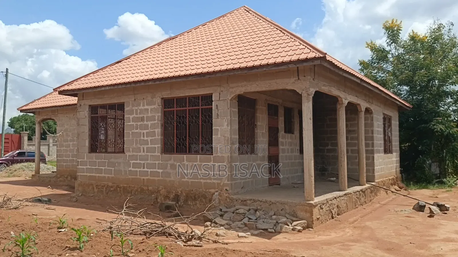 4bdrm House in Buswelu for sale