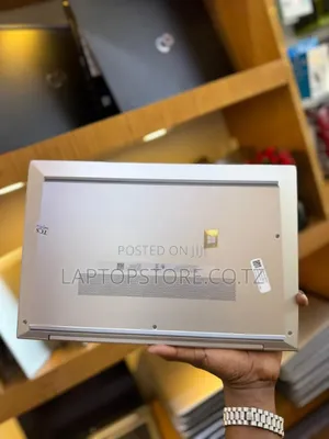 New Laptop HP EliteBook 845 G8 16GB AMD Ryzen 5 SSD 256GB