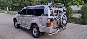 Toyota Land Cruiser Prado 2001 Silver