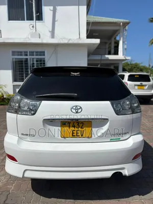 Toyota Harrier 2.4 2005 White