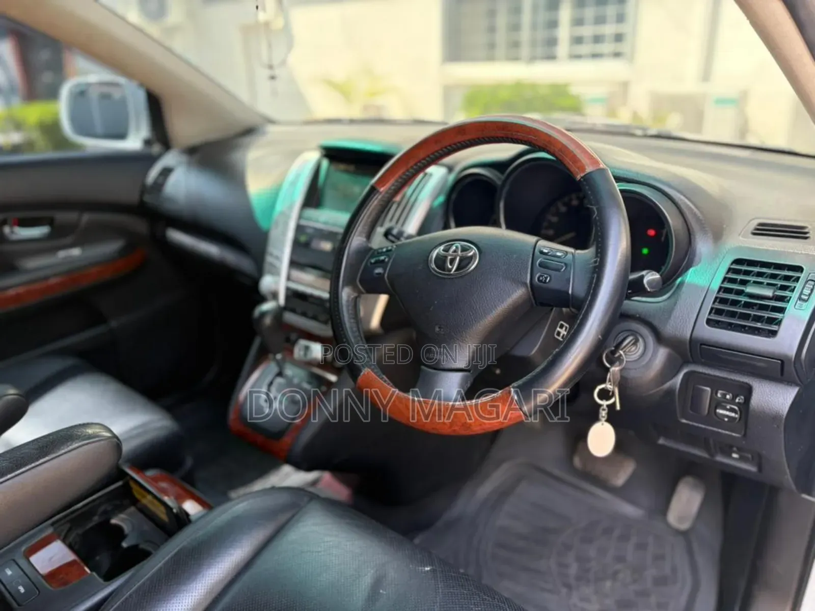 Toyota Harrier 2.4 2005 White
