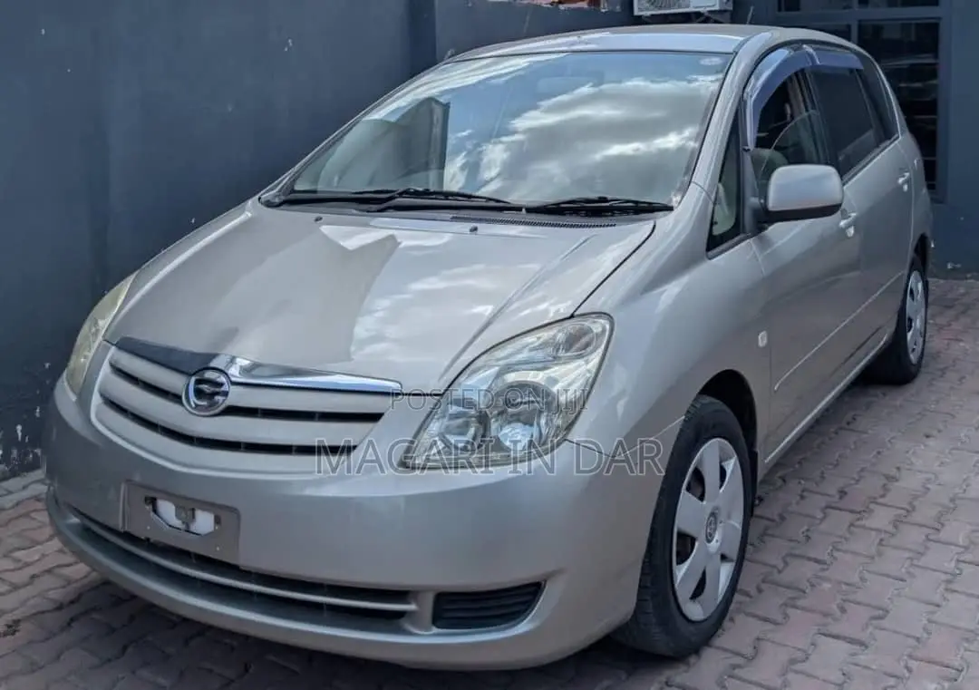 Toyota Corolla Spacio 2005 Silver
