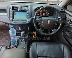 Toyota Crown 2009 Black