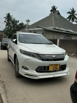 Toyota Harrier 2016 White