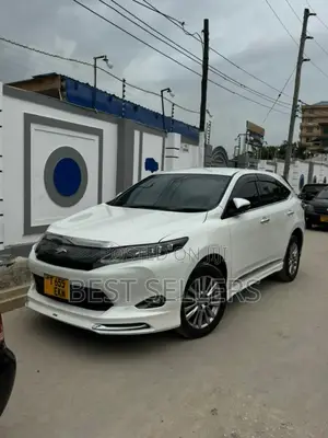Toyota Harrier 2016 White
