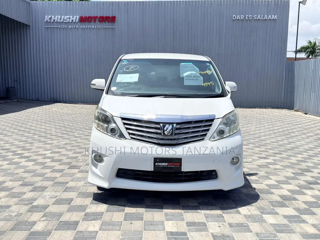 Toyota Alphard 2008 White