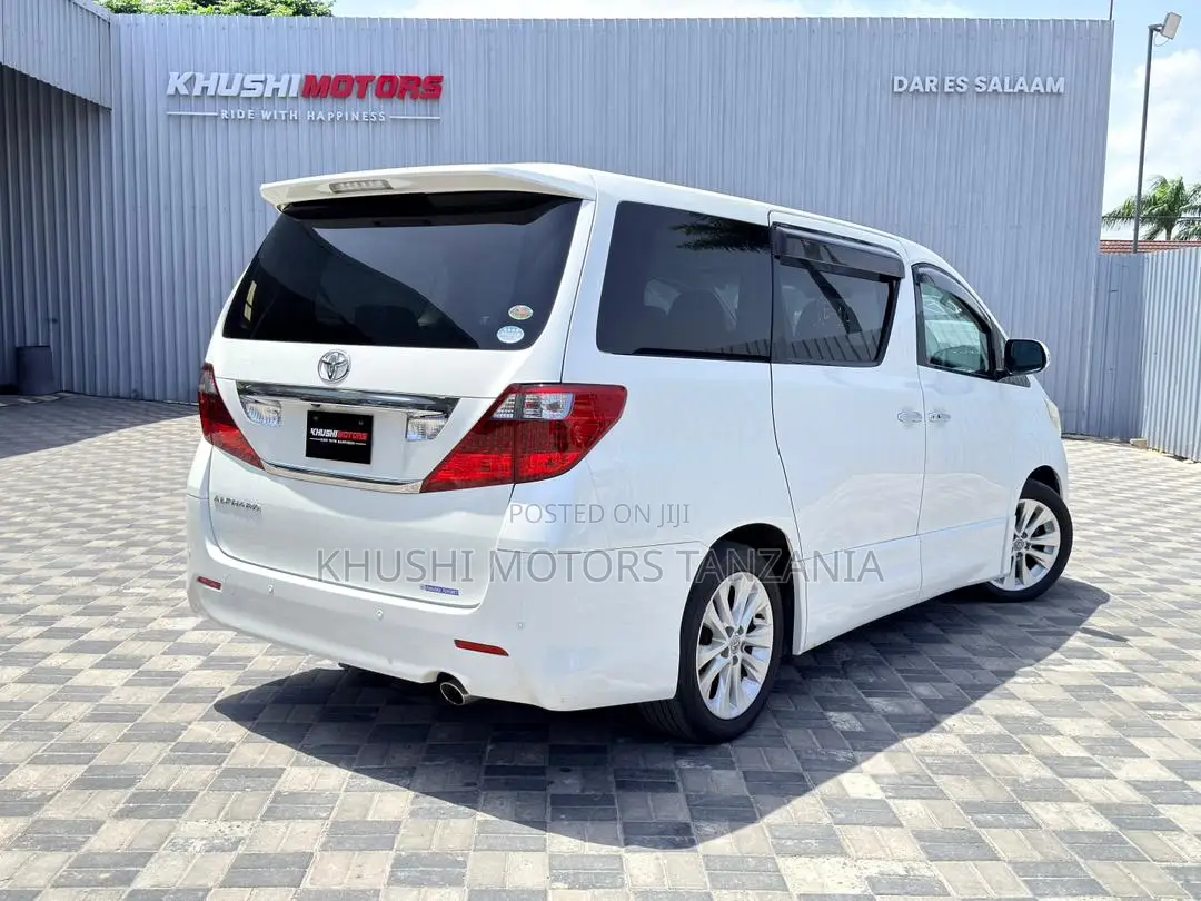 Toyota Alphard 2008 White