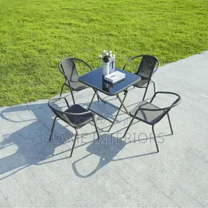 Outdoor Table Set (With 4 Chairs)