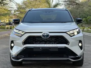 Toyota RAV4 2024 White