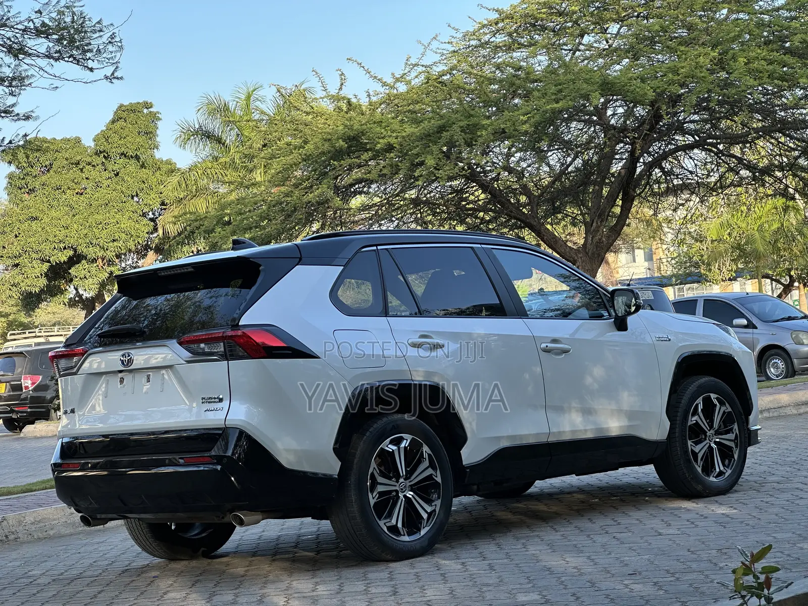 Toyota RAV4 2024 White