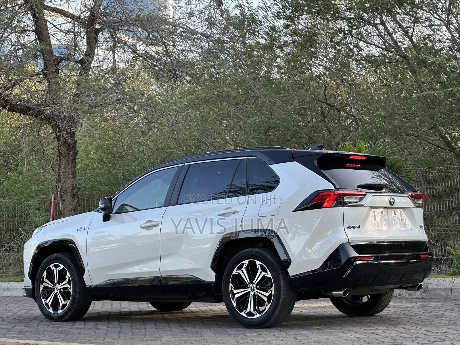 Toyota RAV4 2024 White