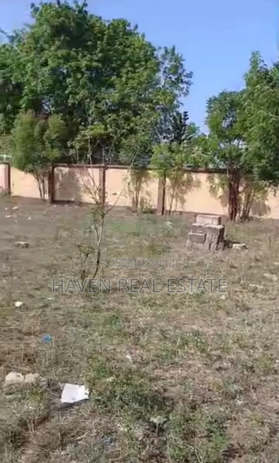 Kiwanja Kinauzwa Mbweni Ubungo