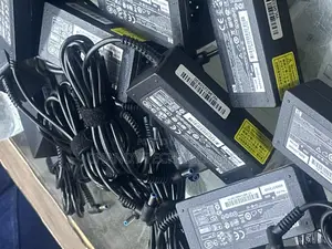 Hp 65w Blue Pin Chargers.