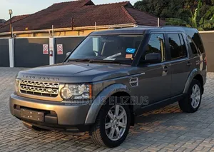 Land Rover Discovery 2013 Gray