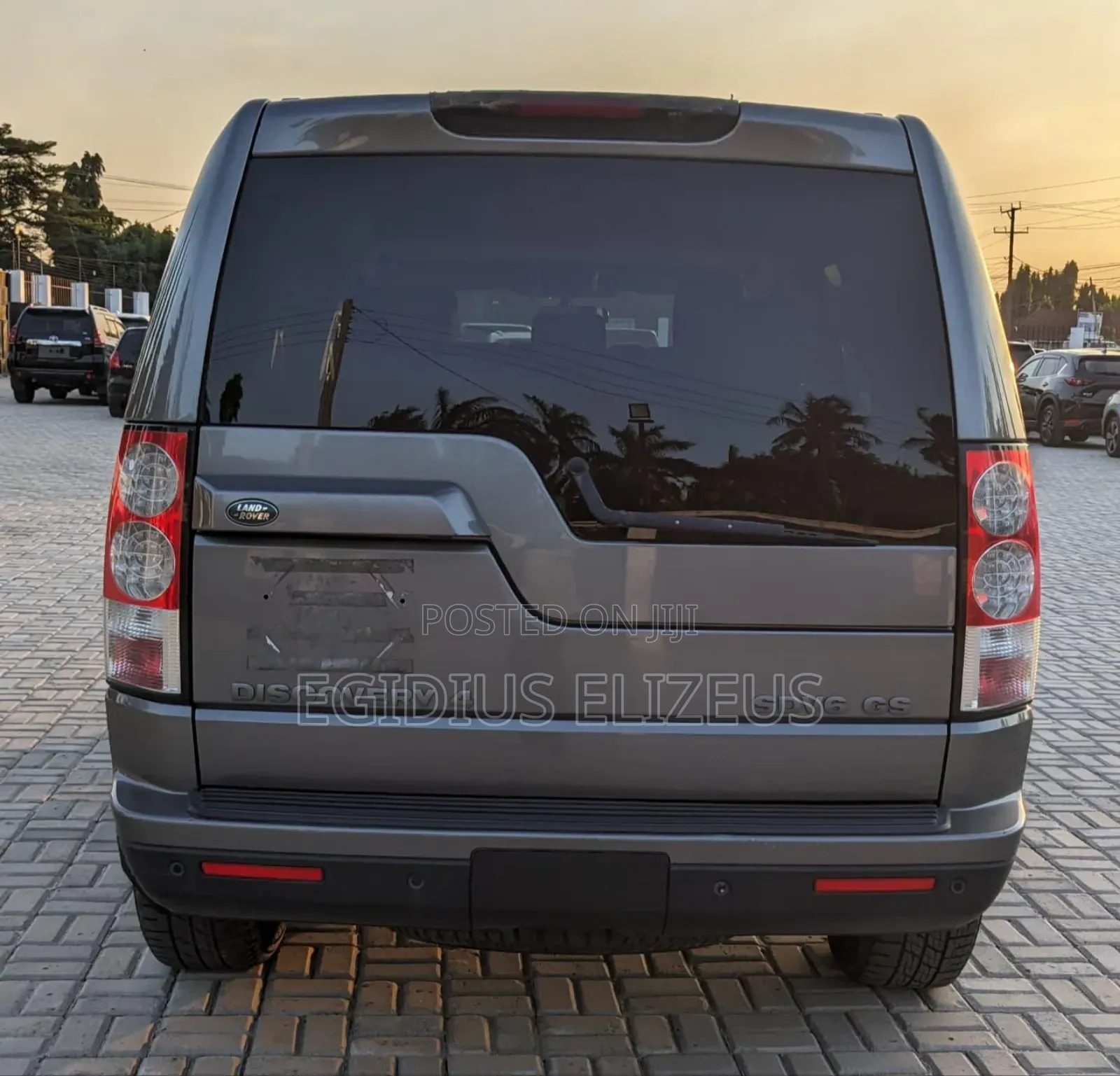 Land Rover Discovery 2013 Gray