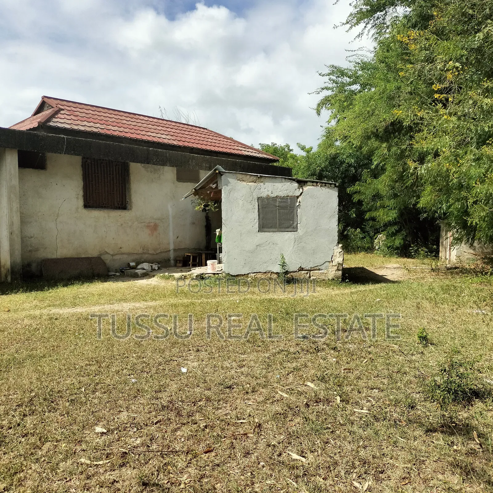 Plot/House for Sale in Mbezibeach Rainbow