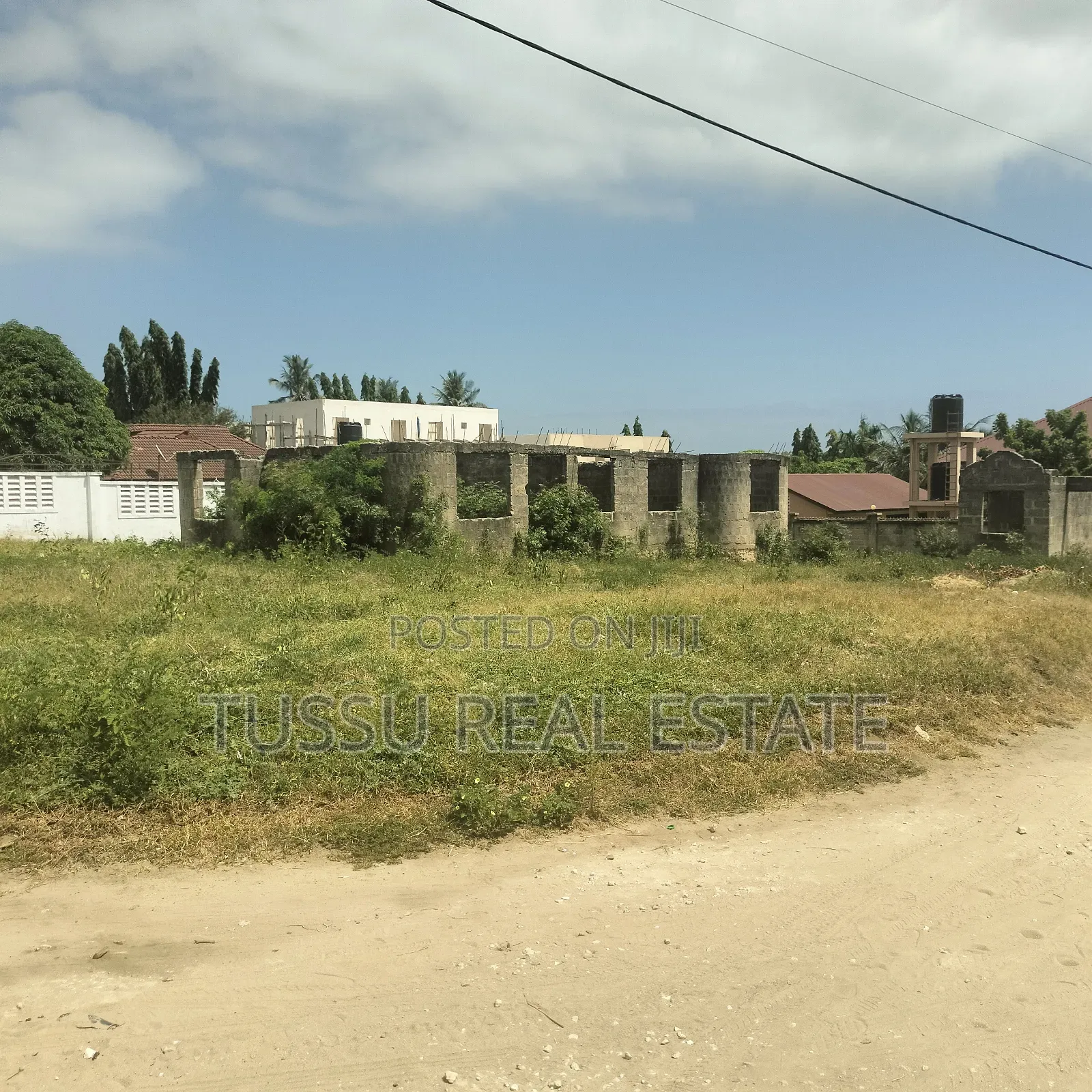 Potential Plot for Sale at Ununio DSM