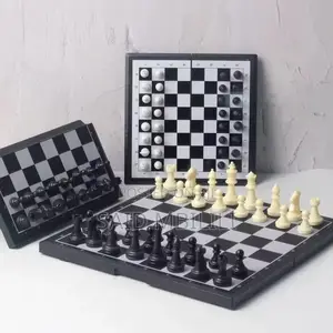 Bear Entertainment Folding Dice Chess