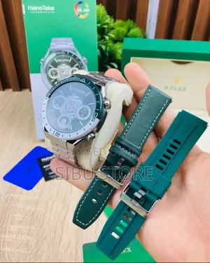 Hainoteko Round-Shape Watch