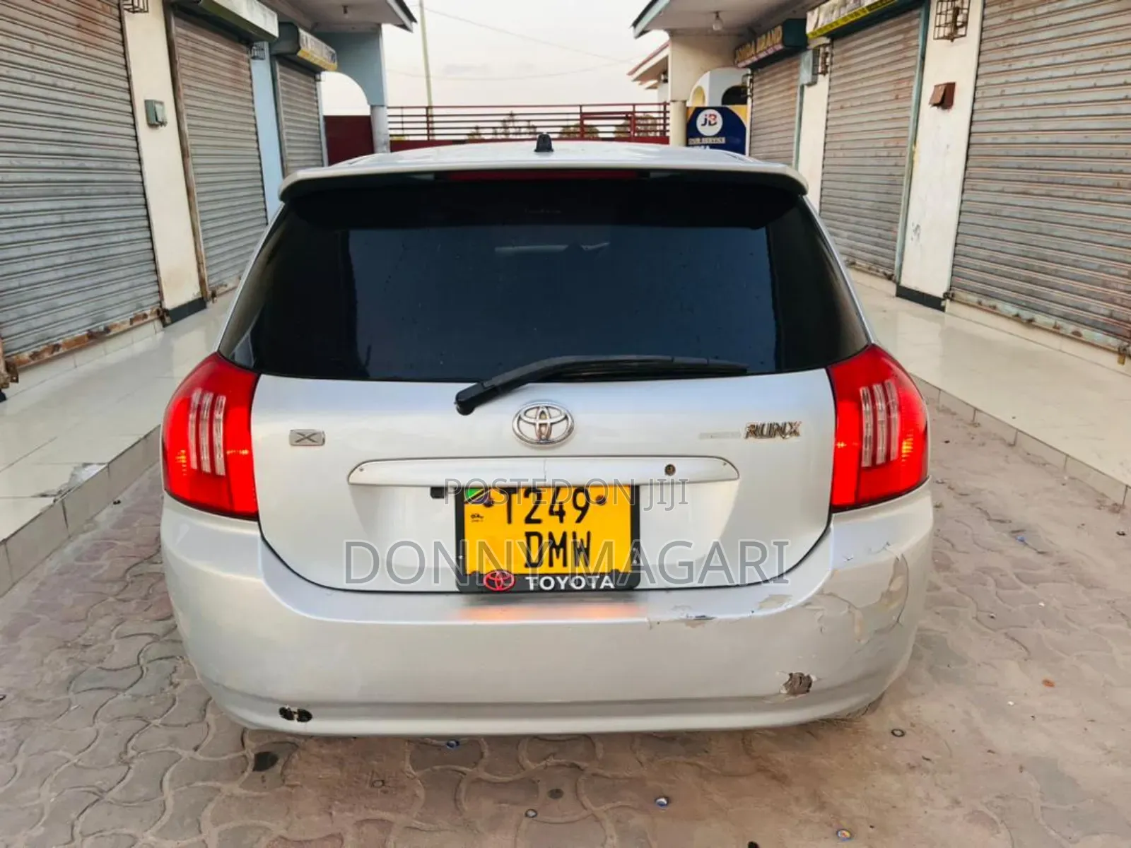 Toyota Corolla RunX 2005 Silver