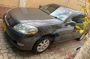 Toyota Mark II 2004 Gray