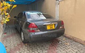 Toyota Mark II 2004 Gray