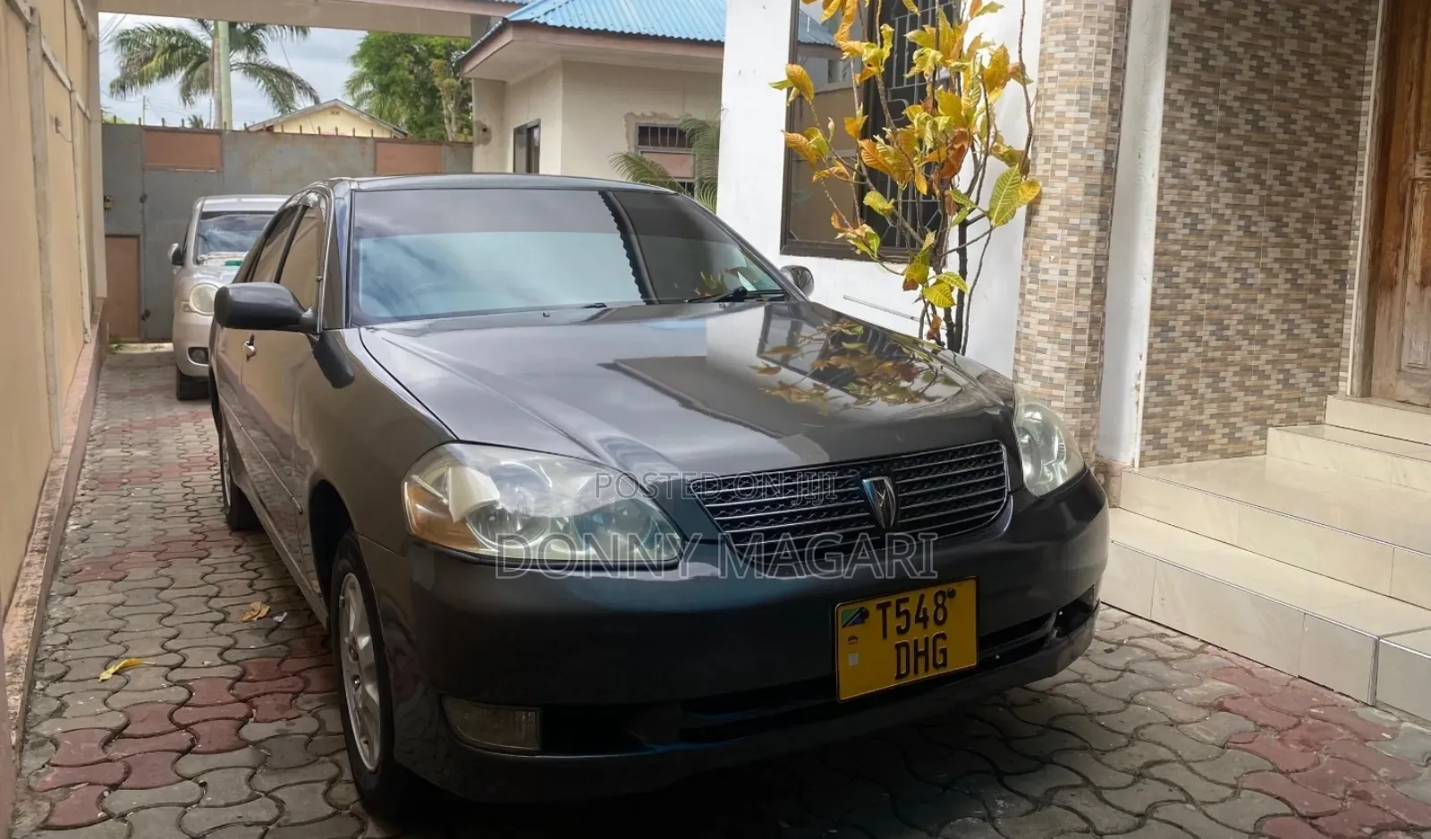 Toyota Mark II 2004 Gray