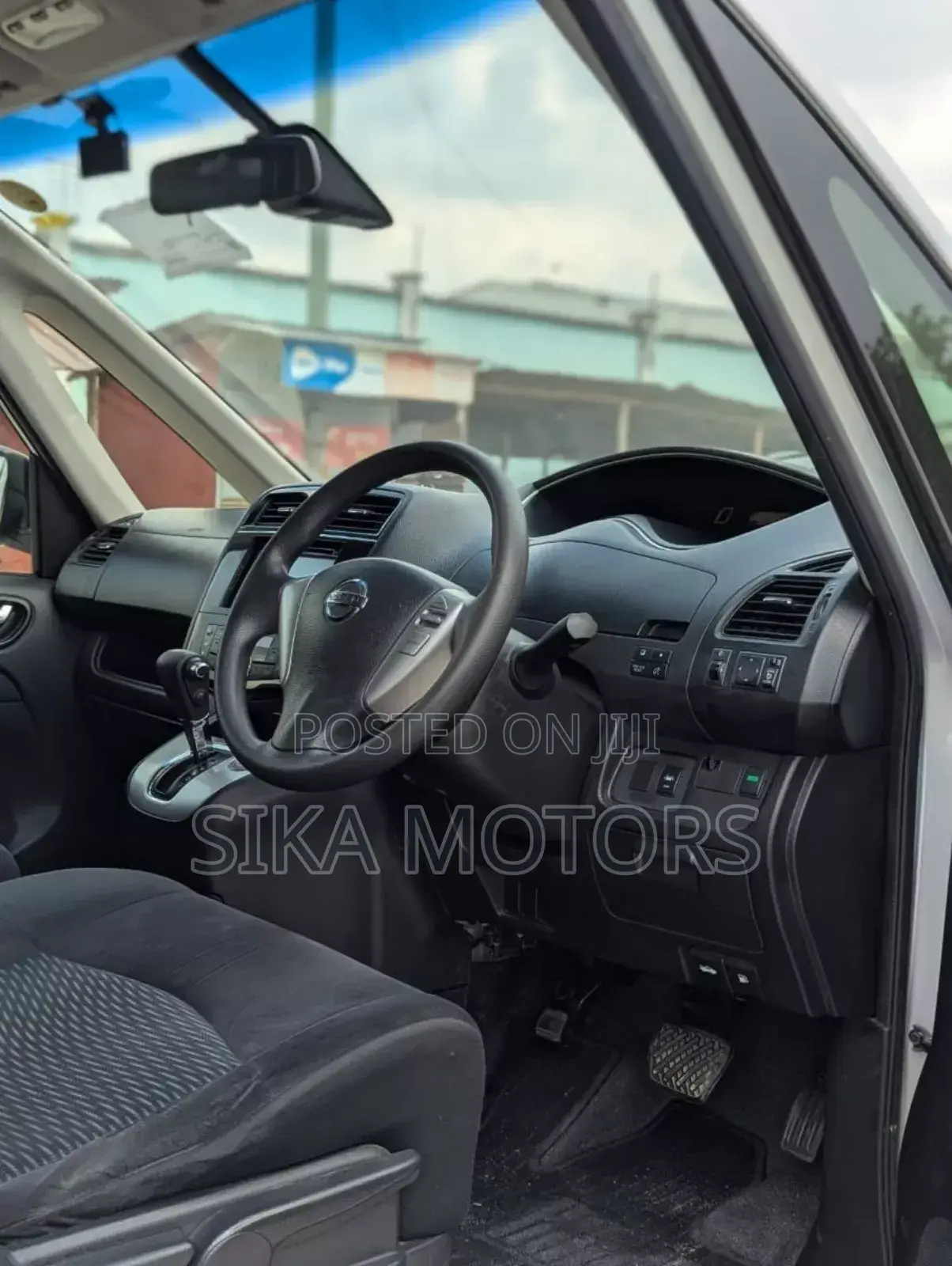 Nissan Serena 2008 Silver